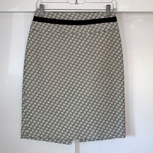 The Limited‎ pencil skirt